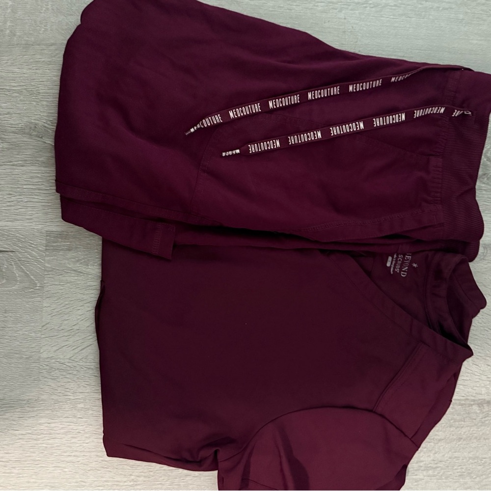 Med Couture Women's Top in Burgundy